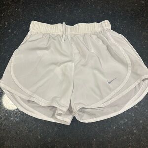 Nike Women's One Dri-FIT Mid-Rise 3" Brief-Lined Shorts XS White